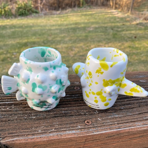 NWT Set of 2 Anthropologie Vita Shot Glasses Puffer Fish Shark Chartreuse Mint - Picture 4 of 16